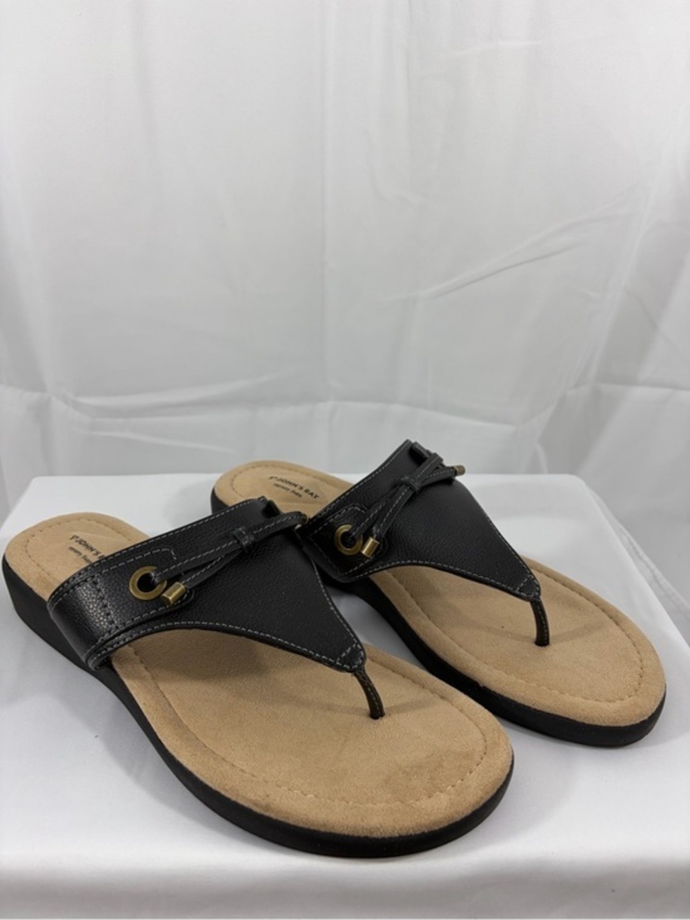 NWT St. John's Bay Women’s 10 Black Sandals with Tan Footbed